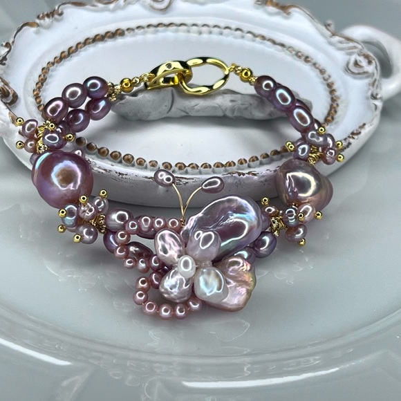 Jewelry - 🔥🔥 Handmade Premium Freshwater Beautiful Butterfly 🦋 Braided Bracelet